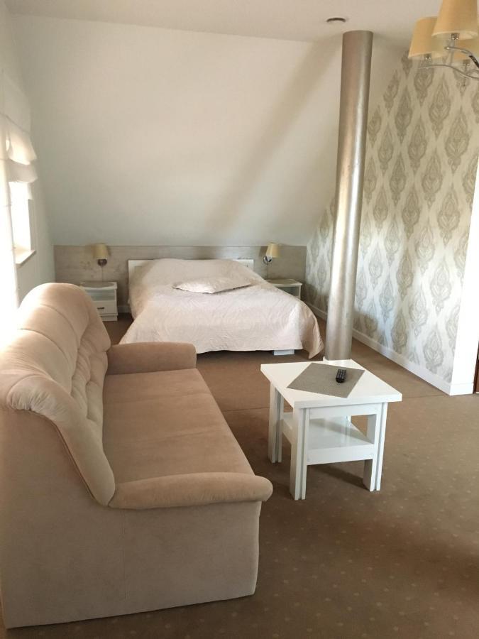 Hotel Magnolia Sitkowka-Nowiny Екстер'єр фото