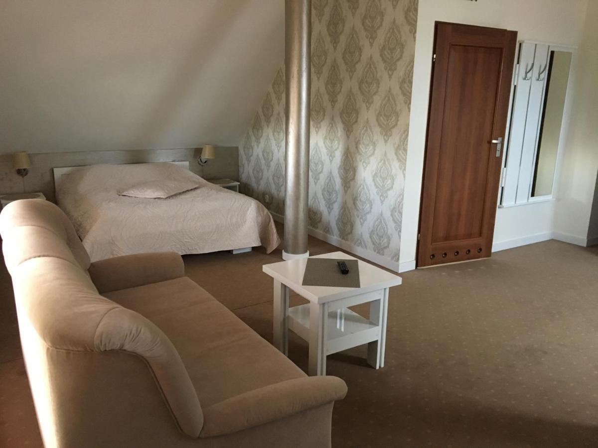 Hotel Magnolia Sitkowka-Nowiny Екстер'єр фото